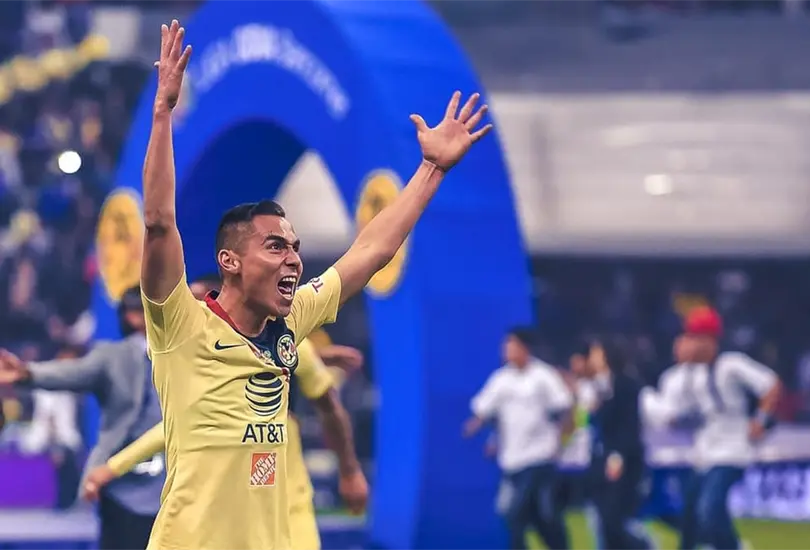 Paul Aguilar, de capitán del América a vender autos usados Paul Aguilar, de capitán del América a vender autos usados