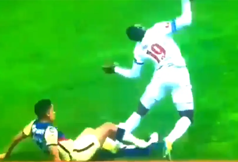 Olimpia acusa falta de Naveda que pudo lesionar a Arboleda Olimpia acusa falta de Naveda que pudo lesionar a Arboleda