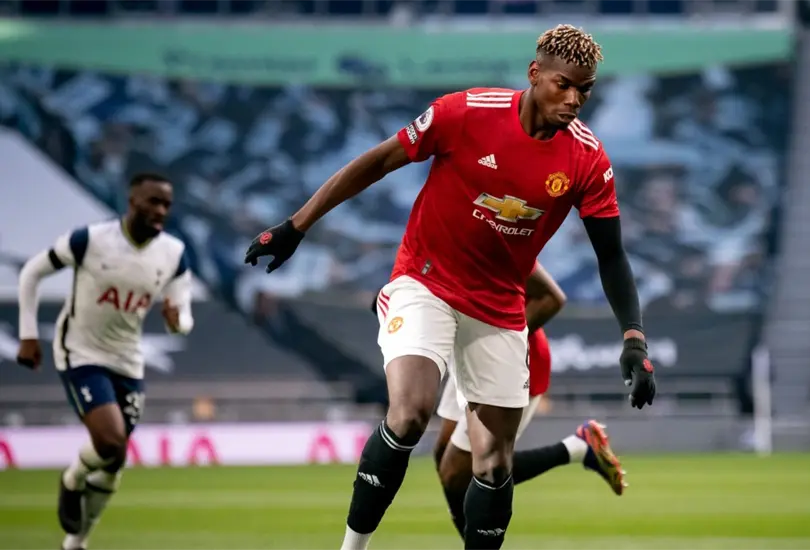 Pogba asegura que Mourinho ninguneó a los jugadores del Manchester United Pogba asegura que Mourinho ninguneó a los jugadores del Manchester United