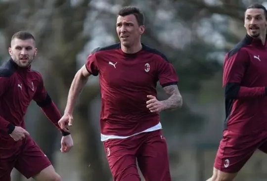Mandzukic renuncia a su salario de marzo para donarlo a niños desfavorecidos Mandzukic renuncia a su salario de marzo para donarlo a niños desfavorecidos