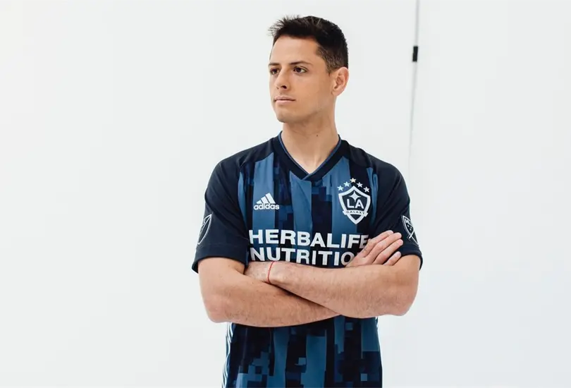 Volver&iacute;a a decir que soy leyenda del futbol mexicano: Chicharito Hern&aacute;ndez