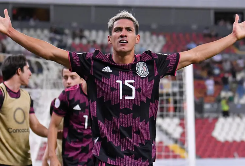 Trato de dar lo mejor con México y con Chivas, dice Antuna a sus detractores Trato de dar lo mejor con México y con Chivas, dice Antuna a sus detractores