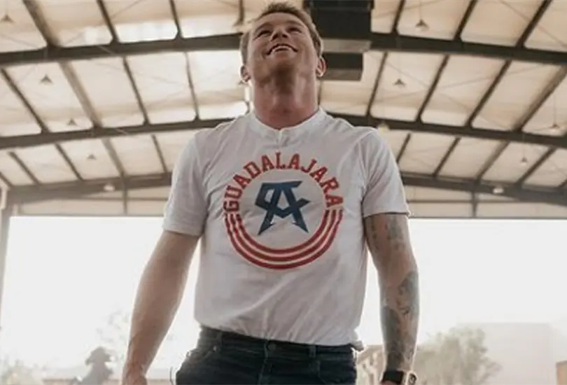 Canelo &Aacute;lvarez responde al llamado de una ni&ntilde;a para ayudar a su mam&aacute; enferma