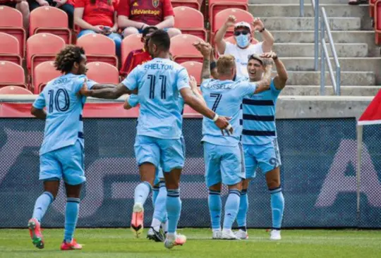 Alan Pulido anota su primer gol de la temporada en la MLS Alan Pulido anota su primer gol de la temporada en la MLS