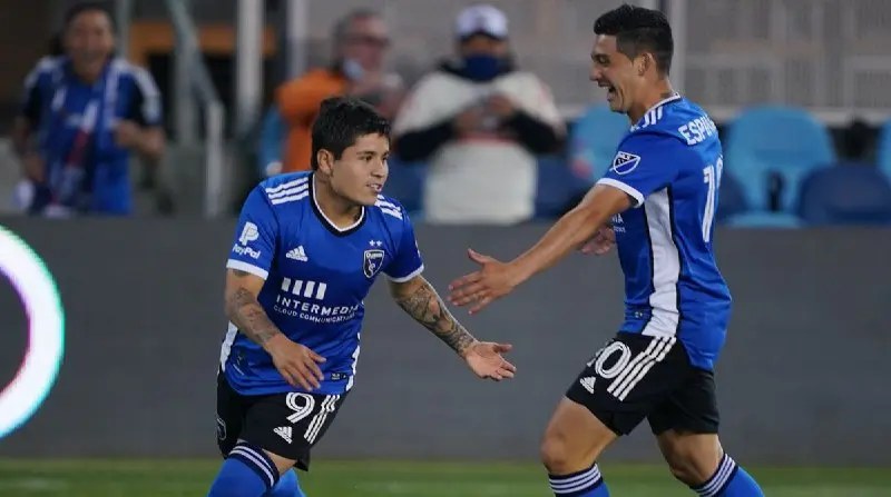 Chofis López se estrena como goleador en la MLS Chofis López se estrena como goleador en la MLS