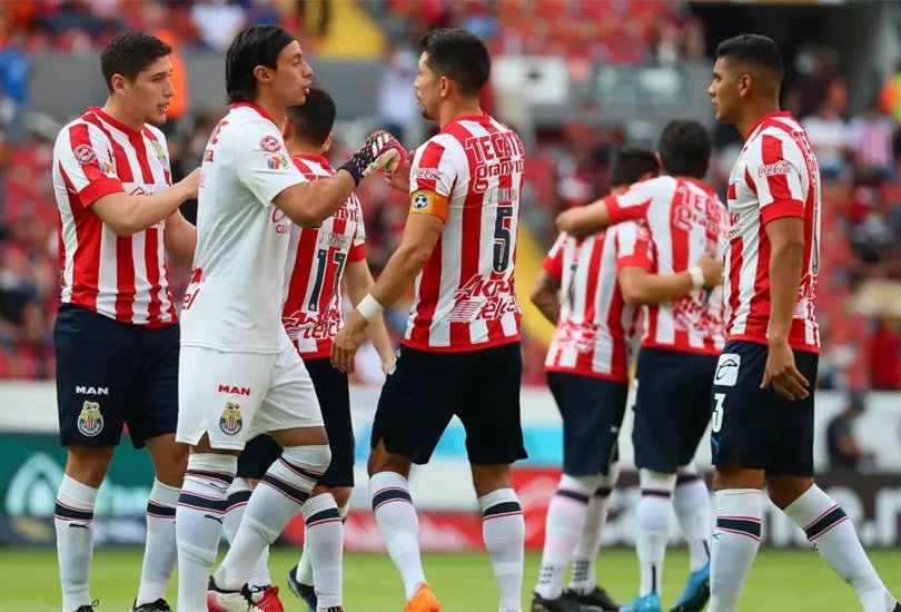 Jugadores de Chivas no tienen logros y se creen rockstars: José Luis Higuera Jugadores de Chivas no tienen logros y se creen rockstars: José Luis Higuera