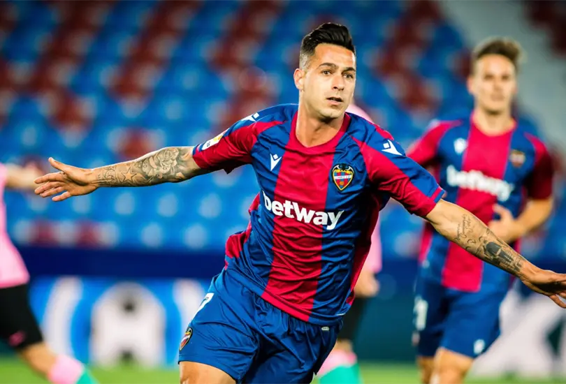 Barcelona deja ir sus esperanzas de LaLiga tras empatar con el Levante Barcelona deja ir sus esperanzas de LaLiga tras empatar con el Levante