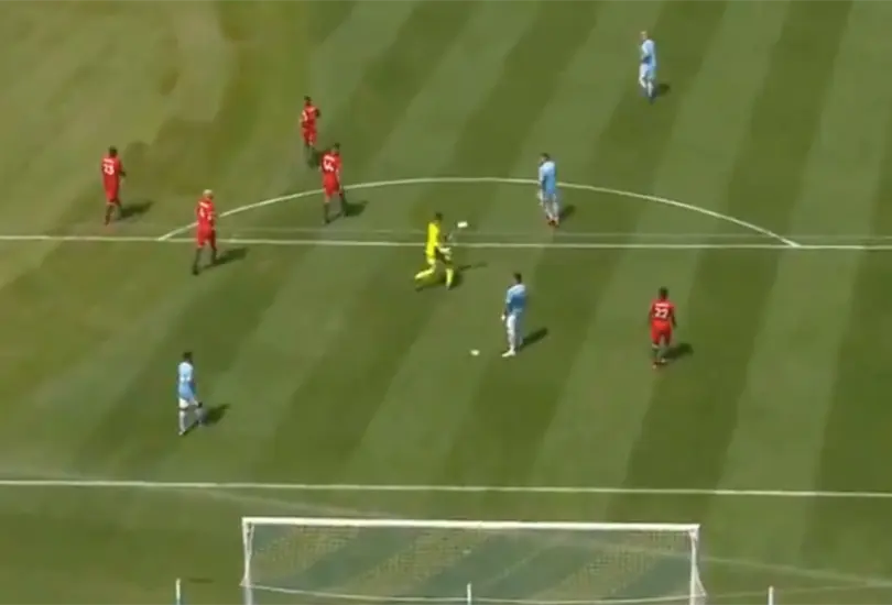 ¡De rebote no vale! El absurdo gol que se dio en la MLS ¡De rebote no vale! El absurdo gol que se dio en la MLS