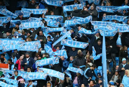 Dueño del Manchester City pagará los vuelos a los fans para la final de Champions Dueño del Manchester City pagará los vuelos a los fans para la final de Champions