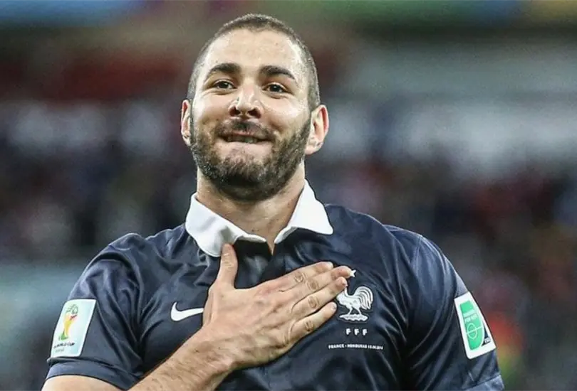 Karim Benzema regresa a la selección francesa; completa ataque de casi 500 MDD Karim Benzema regresa a la selección francesa; completa ataque de casi 500 MDD