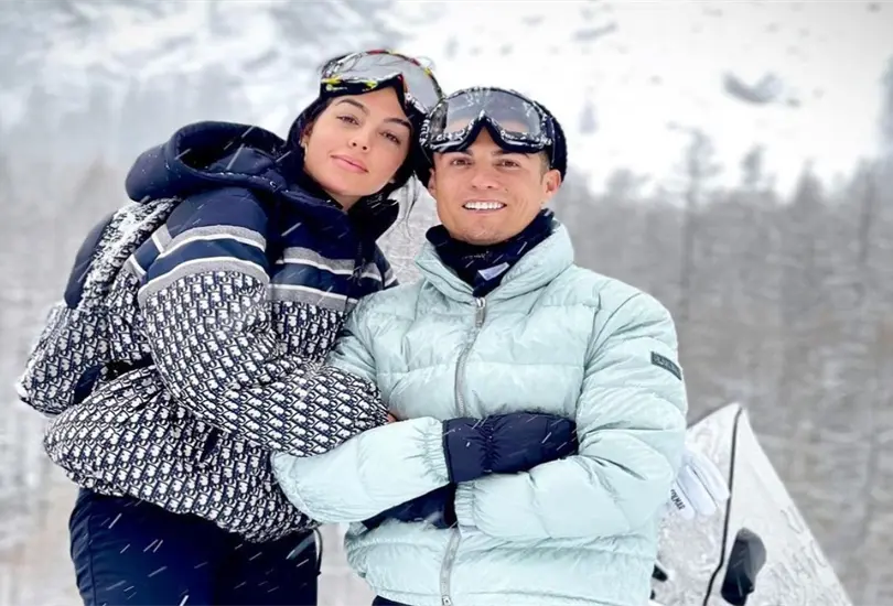 La vida llena de lujos que presumen Cristiano Ronaldo y su pareja, Georgina Rodr&iacute;guez