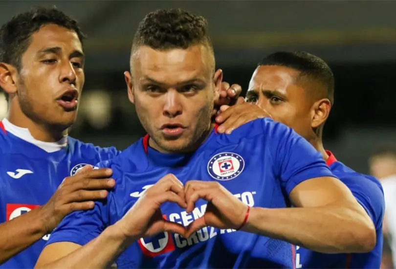 De suplente de lujo a la estrella del Cruz Azul, así ha sido el camino del Cabecita De suplente de lujo a la estrella del Cruz Azul, así ha sido el camino del Cabecita