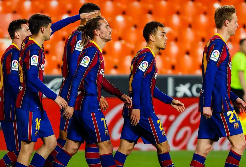 Messi y Griezmann le dan vida al Barcelona; se jugarán La Liga contra el Atlético Messi y Griezmann le dan vida al Barcelona; se jugarán La Liga contra el Atlético