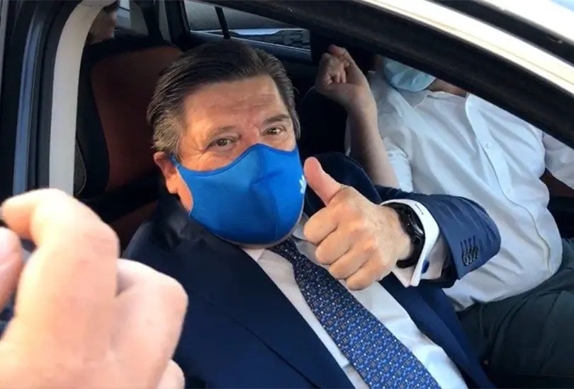Piojo Herrera ya está en Monterrey; Tigres calienta su anuncio Piojo Herrera ya está en Monterrey; Tigres calienta su anuncio