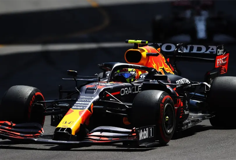 Checo Pérez se queda sin podio; Norris le gana el duelo en el GP de Mónaco Checo Pérez se queda sin podio; Norris le gana el duelo en el GP de Mónaco