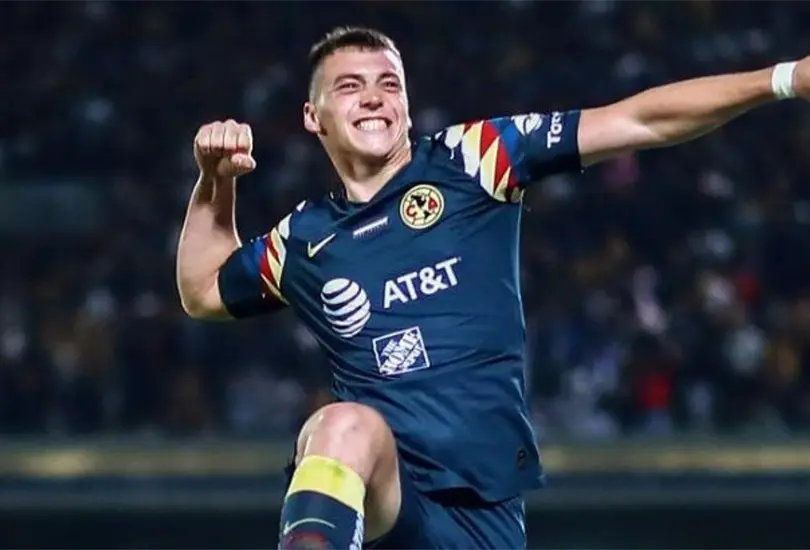 Federico Viñas podría llegar a Tigres tras poca participación con Solari Federico Viñas podría llegar a Tigres tras poca participación con Solari