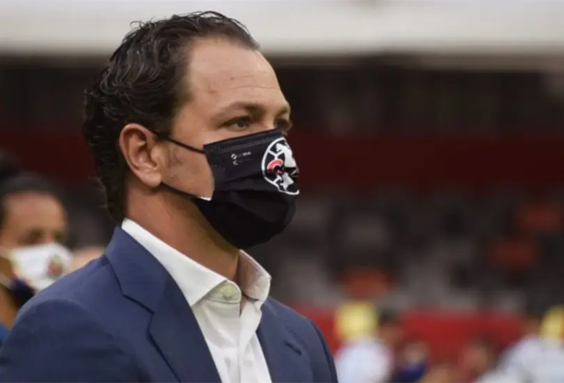 ¡Ya no lo quieren! #FueraBaños se hace tendencia para criticar al directivo del América ¡Ya no lo quieren! #FueraBaños se hace tendencia para criticar al directivo del América