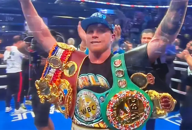 Canelo calla a Saunders y lo vence con KO t&eacute;cnico