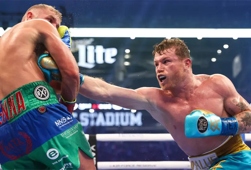 Saunders sufre fractura en pelea con Canelo y acaba en el hospital Saunders sufre fractura en pelea con Canelo y acaba en el hospital