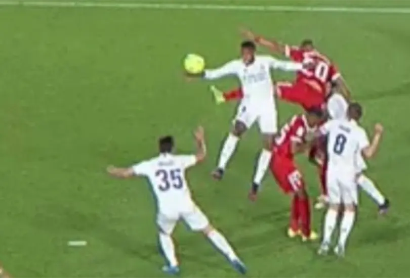 El pol&eacute;mico penal que podr&iacute;a quitarle el t&iacute;tulo de LaLiga al Real Madrid