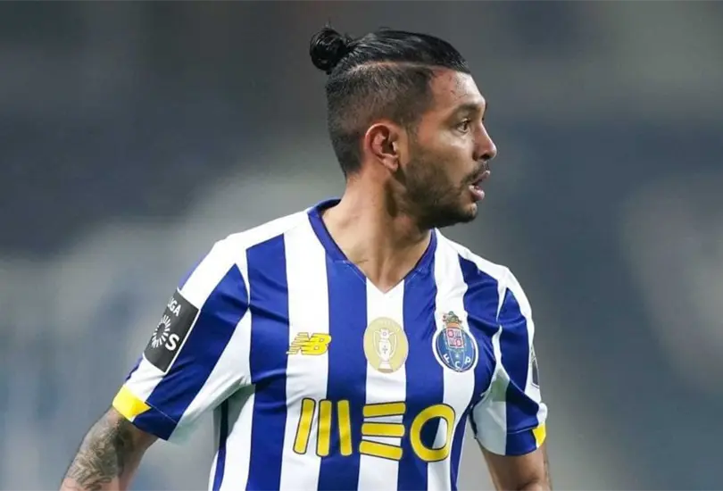 &iquest;Tecatito Corona al Atl&eacute;tico de Madrid?; Representante lo habr&iacute;a ofrecido al club