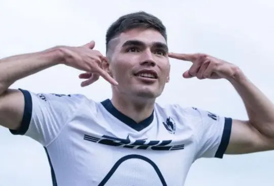 Pumas renueva a Johan Vásquez hasta 2023; ¿adiós al sueño europeo?