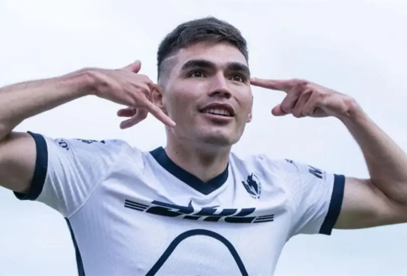 Pumas renueva a Johan V&aacute;squez hasta 2023; &iquest;adi&oacute;s al sue&ntilde;o europeo?