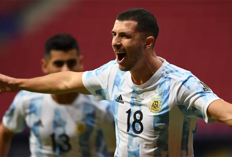 Guido Rodríguez arrasa en la primera victoria de Argentina en Copa América Guido Rodríguez arrasa en la primera victoria de Argentina en Copa América