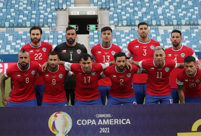 ¿Mujeres o peluquero? Selección chilena, envuelta en escándalo de indisciplina ¿Mujeres o peluquero? Selección chilena, envuelta en escándalo de indisciplina