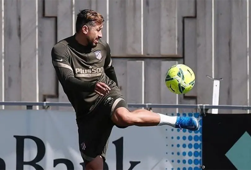 H&eacute;ctor Herrera podr&iacute;a ir a la Ligue 1; jugar&iacute;a la Conference League