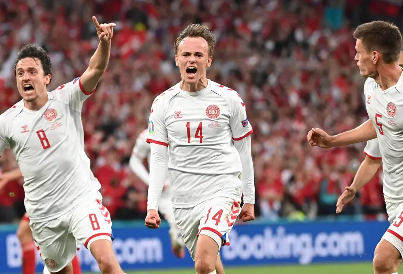 El GOLAZO de Dinamarca ante Rusia... que ayuda mucho a Finlandia