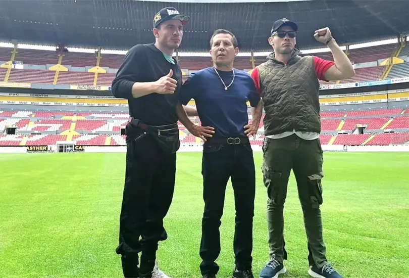Julio César Chávez a sus hijos: Al retiro y a la chingada Julio César Chávez a sus hijos: Al retiro y a la chingada