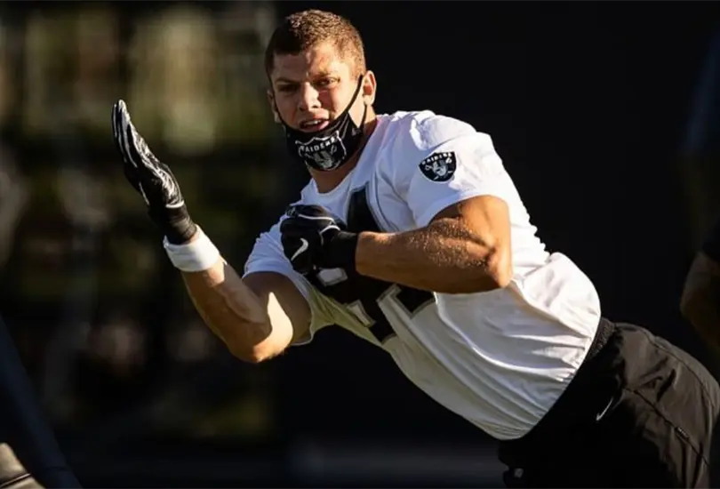 Carl Nassib, jugador de la NFL, se declara gay: me siento cómodo sacándolo de mi pecho Carl Nassib, jugador de la NFL, se declara gay: me siento cómodo sacándolo de mi pecho