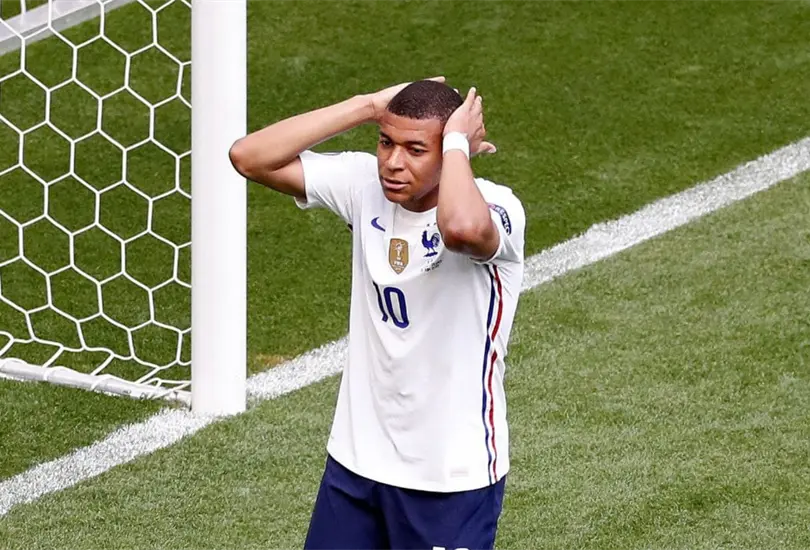 Aficionados confunden Bucarest con Budapest y no vieron el Francia-Hungr&iacute;a