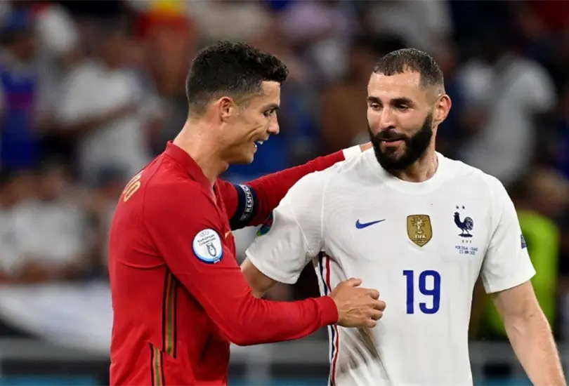 Benzema cruz&oacute; un par de palabras con CR7, &iquest;de qu&eacute; hablaron?