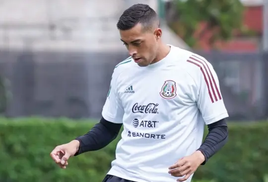 Funes Mori responde a las palabras de Chicharito Hernández