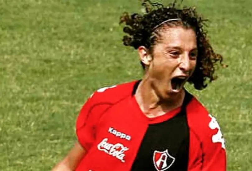 Siempre seré rojinegro, Atlas publica video y se especula regreso de Andrés Guardado Siempre seré rojinegro, Atlas publica video y se especula regreso de Andrés Guardado