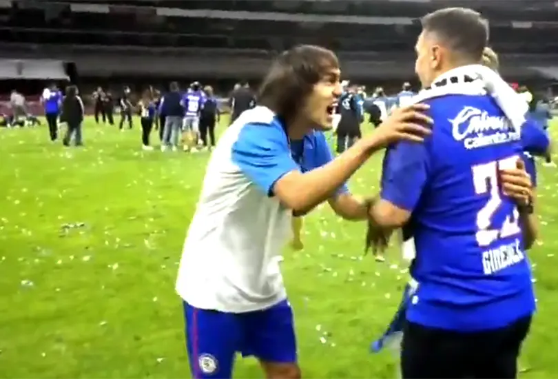 Shaggy Mart&iacute;nez tambi&eacute;n se burl&oacute; del Chaco Gim&eacute;nez tras t&iacute;tulo de Cruz Azul