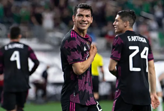 Un club español presentó una oferta formal por el Chucky Lozano