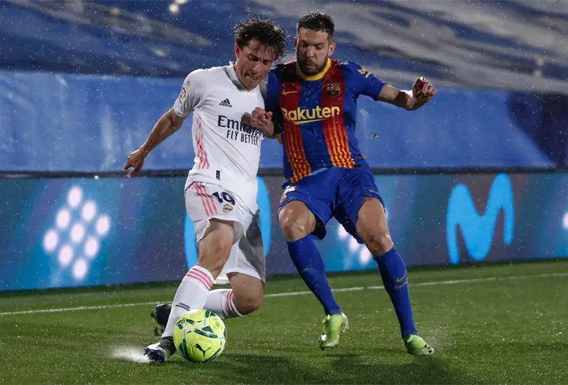 UEFA suspende investigaci&oacute;n contra Bar&ccedil;a, Real y Juventus por Superliga