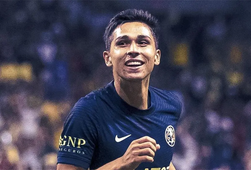 Salvador Reyes se estrena como goleador del América en victoria ante Tigres Salvador Reyes se estrena como goleador del América en victoria ante Tigres