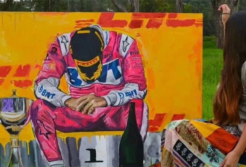 La increíble pintura que una fan le hizo a Sergio Checo Pérez La increíble pintura que una fan le hizo a Sergio Checo Pérez