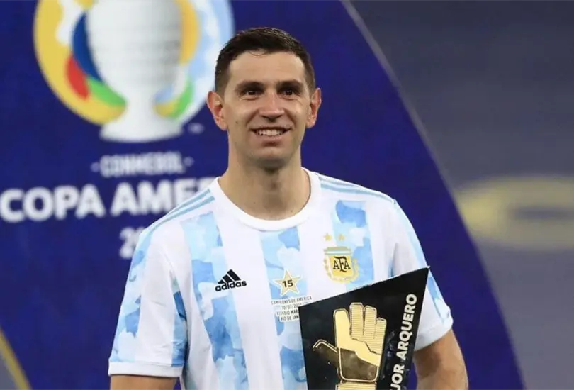El 11 ideal de la Euro 2020 y la Copa América, ¿a quiénes pondrías? El 11 ideal de la Euro 2020 y la Copa América, ¿a quiénes pondrías?