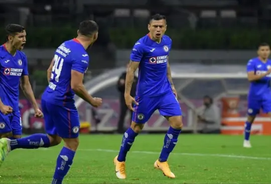 Cata Domínguez presume nuevo tatuaje del campeonato de Cruz Azul