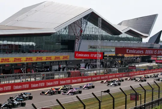 ¿Por qué le llaman catedral del automovilismo al circuito de Silverstone?