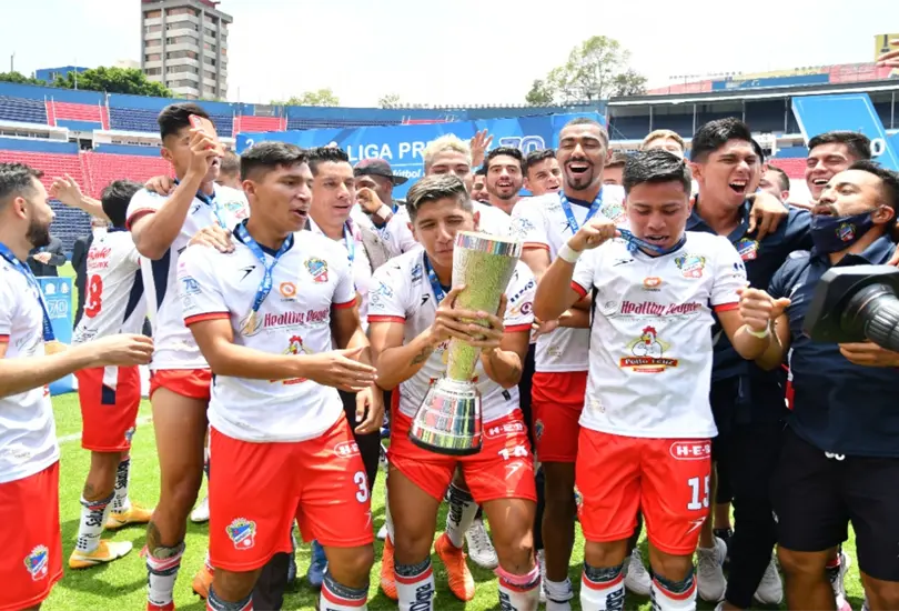 Due&ntilde;o del Irapuato se&ntilde;ala que se siente secuestrado por situaci&oacute;n del club 