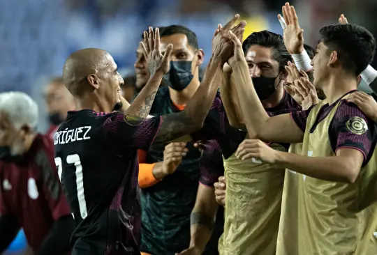 ¡Eso sí le sale! Chaka Rodríguez anota el primer gol del Tri ante El Salvador