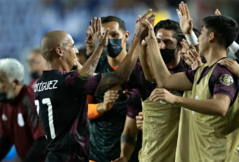 &iexcl;Eso s&iacute; le sale! Chaka Rodr&iacute;guez anota el primer gol del Tri ante El Salvador