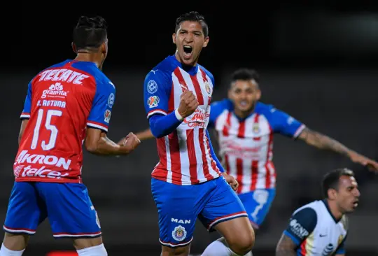 Es un sueño portar el 9 de Chivas, asegura Ángel Zaldívar