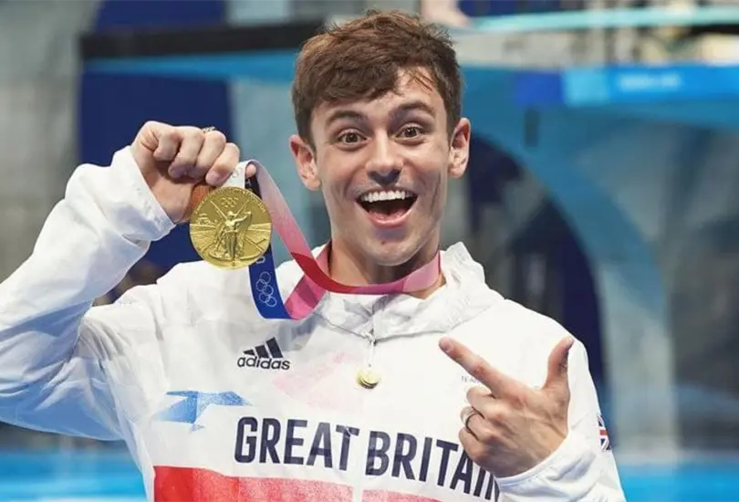 Tom Daley triunfa y lanza mensaje: orgulloso de ser gay y campe&oacute;n ol&iacute;mpico